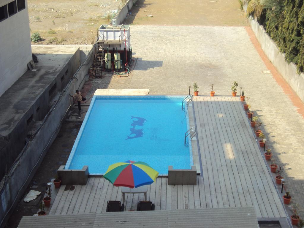 Jc Castle Ξενοδοχείο Shirdi Εξωτερικό φωτογραφία